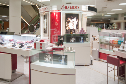 米子タカシマヤ 1階化粧品売場 資生堂カウンター 資生堂の化粧品 コスメ ワタシプラス 資生堂