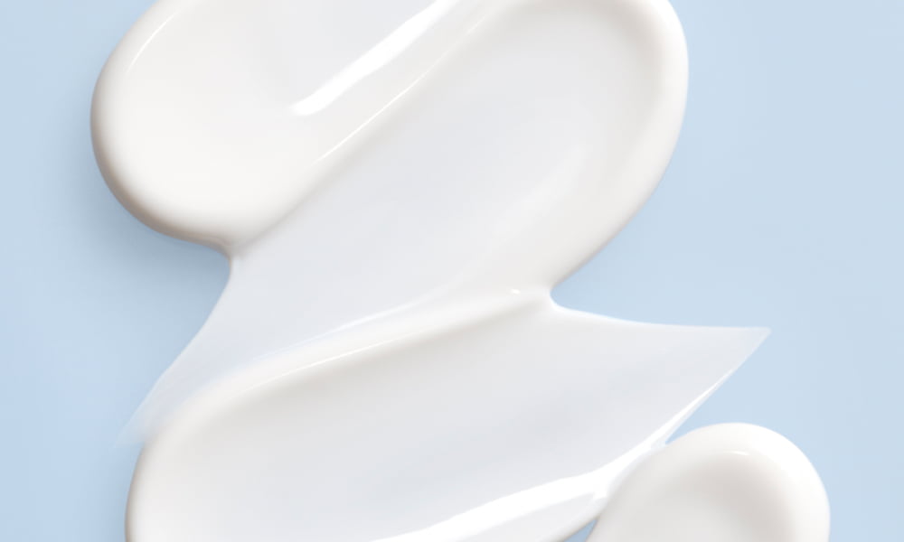 塗布している様子