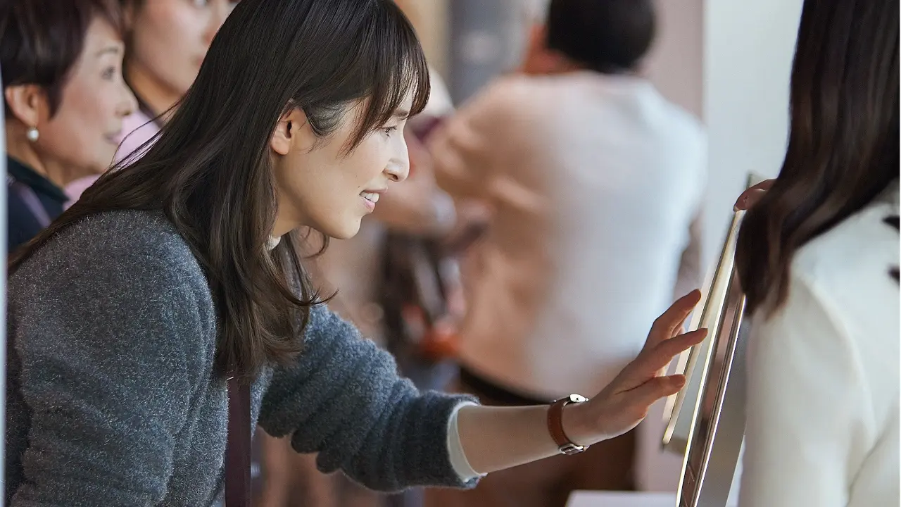 AIスキンアナライザー体験の様子