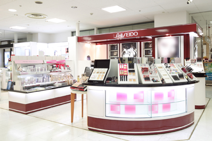 デパートの店舗 埼玉県 資生堂の化粧品 コスメ ワタシプラス 資生堂