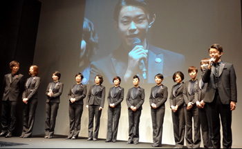 MC12名が大集結