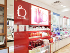 ＴＨＥ　ＣＯＳＭＯＳ心斎橋オーパ店