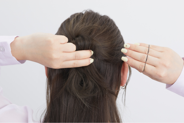 ヘアクリップを使ったハーフアップアレンジHOW TO