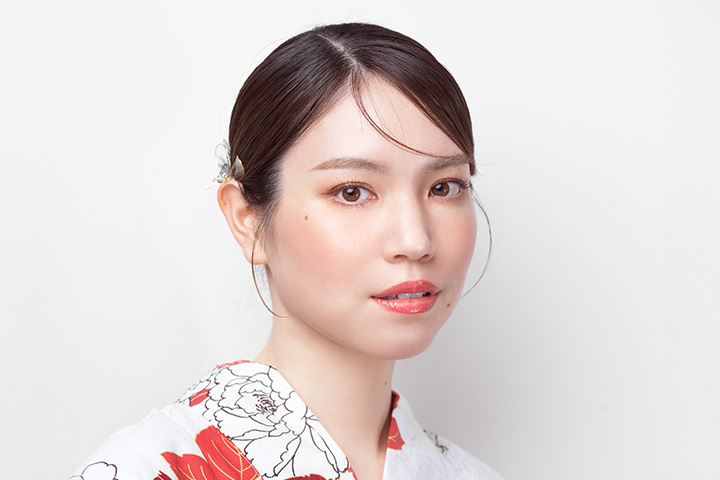 LOOK3のメイク完成
