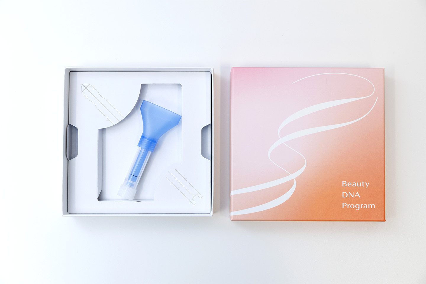 「Beauty DNA Program」の検査キットの中身