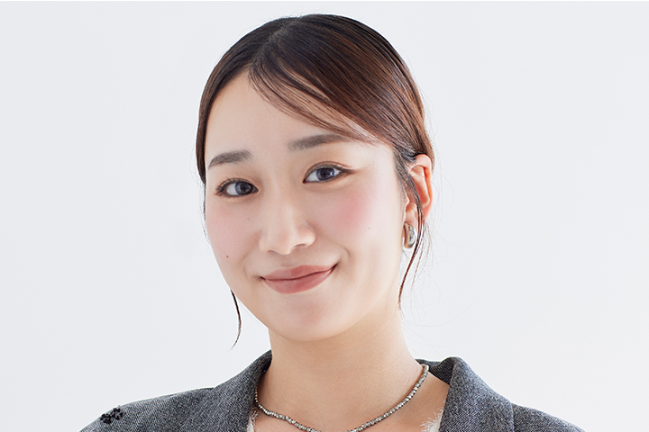 LOOK2のメイク完成画像
