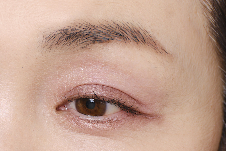 令和アイシャドウ