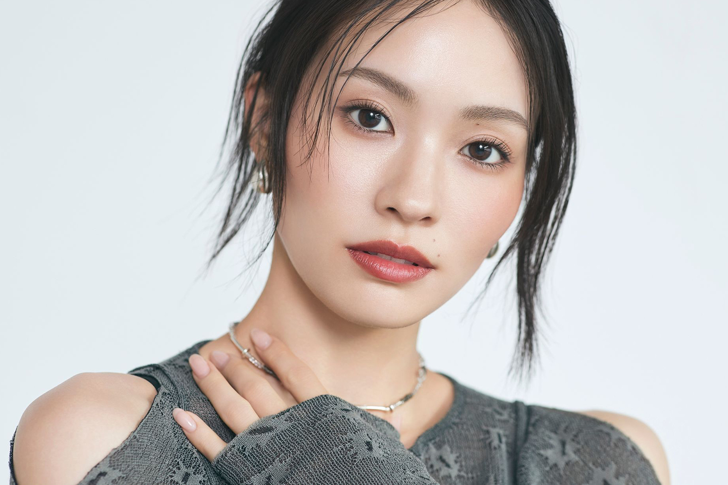 大人は引き算。<br>「微糖ハンサムメイク」
