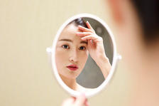 【生理周期で美肌対策】知らなきゃ損する女性ホルモンと肌の関係