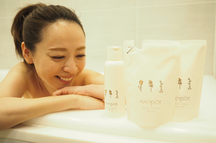 超コスパ◎な「レシピスト」♪化粧水のセレブ使いでうるうる美肌にする美容家考案テク3選