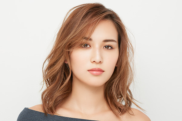 【面長解消ヘアアレンジ】ダウンヘアのポイント