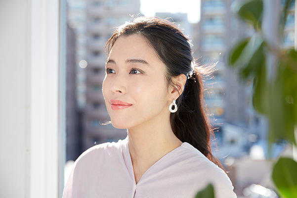 21年春夏トレンドメイク ヘア カーキ オレンジを取り入れてフレッシュな印象に 美容の情報 ワタシプラス 資生堂 21年春夏トレンドメイク ヘア カーキ オレンジを取り入れてフレッシュな印象に 美容の情報 ワタシプラス 資生堂