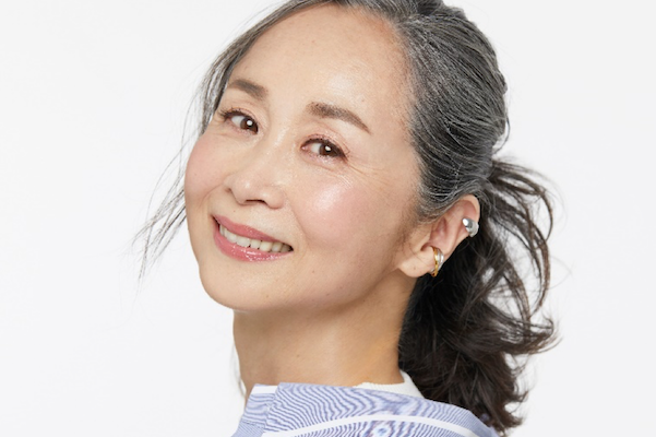 【60代以降向け】2022年秋冬は気持ちも上向きになるメイクでイキイキ軽やかに♪