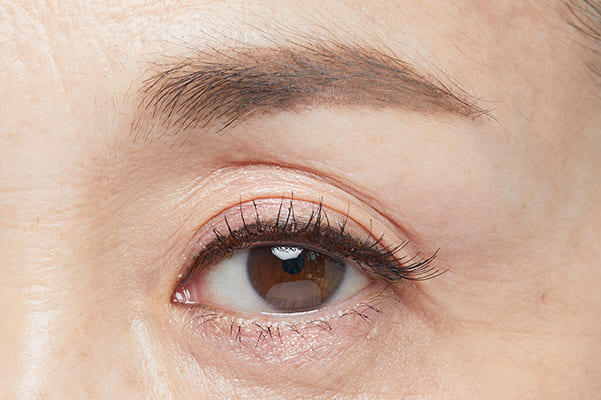 【EYES】明るさとメリハリで上昇目もとに