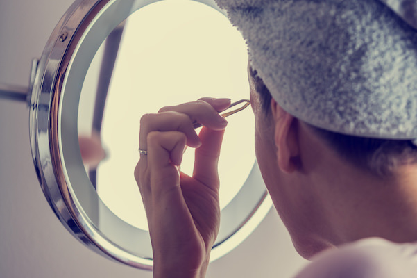眉の整え方が劇的に上手くなる！資生堂の「アイブローニッパーズ＆シザーズ」って？ | 美容の情報 | ワタシプラス／資生堂