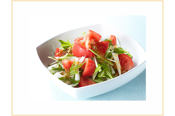 【肩こり対策レシピ】水菜とトマトのサラダ