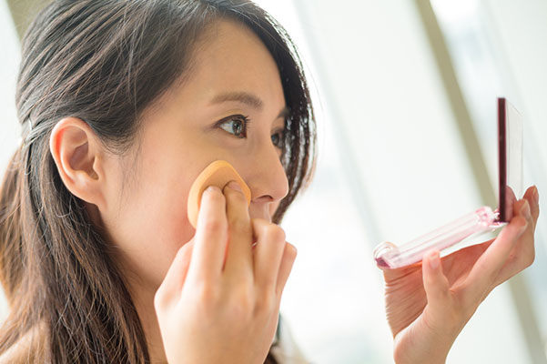 【専門家監修】ファンデの実力は夜わかる!ケアするファンデで美肌づくり